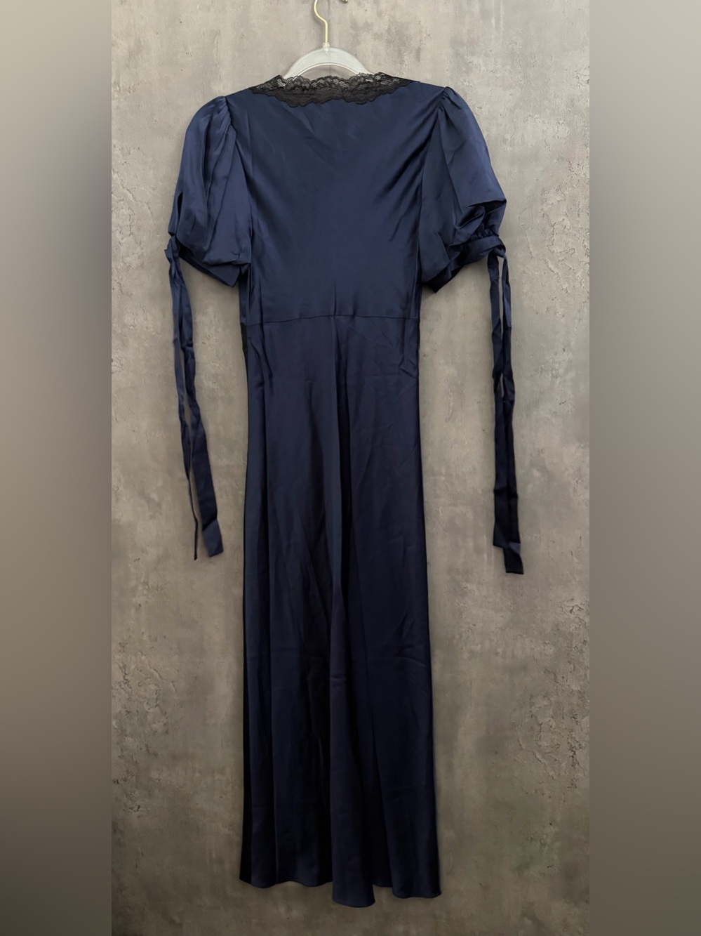 Reformation Keaton Silk Row Dress Kacey Musgraves Size 2 B1380 - Picture 4 of 4